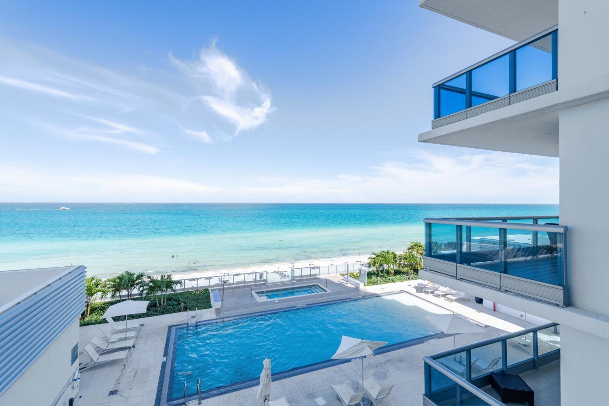 Bluebird Suites Monte Carlo Miami Beach Zimmer foto