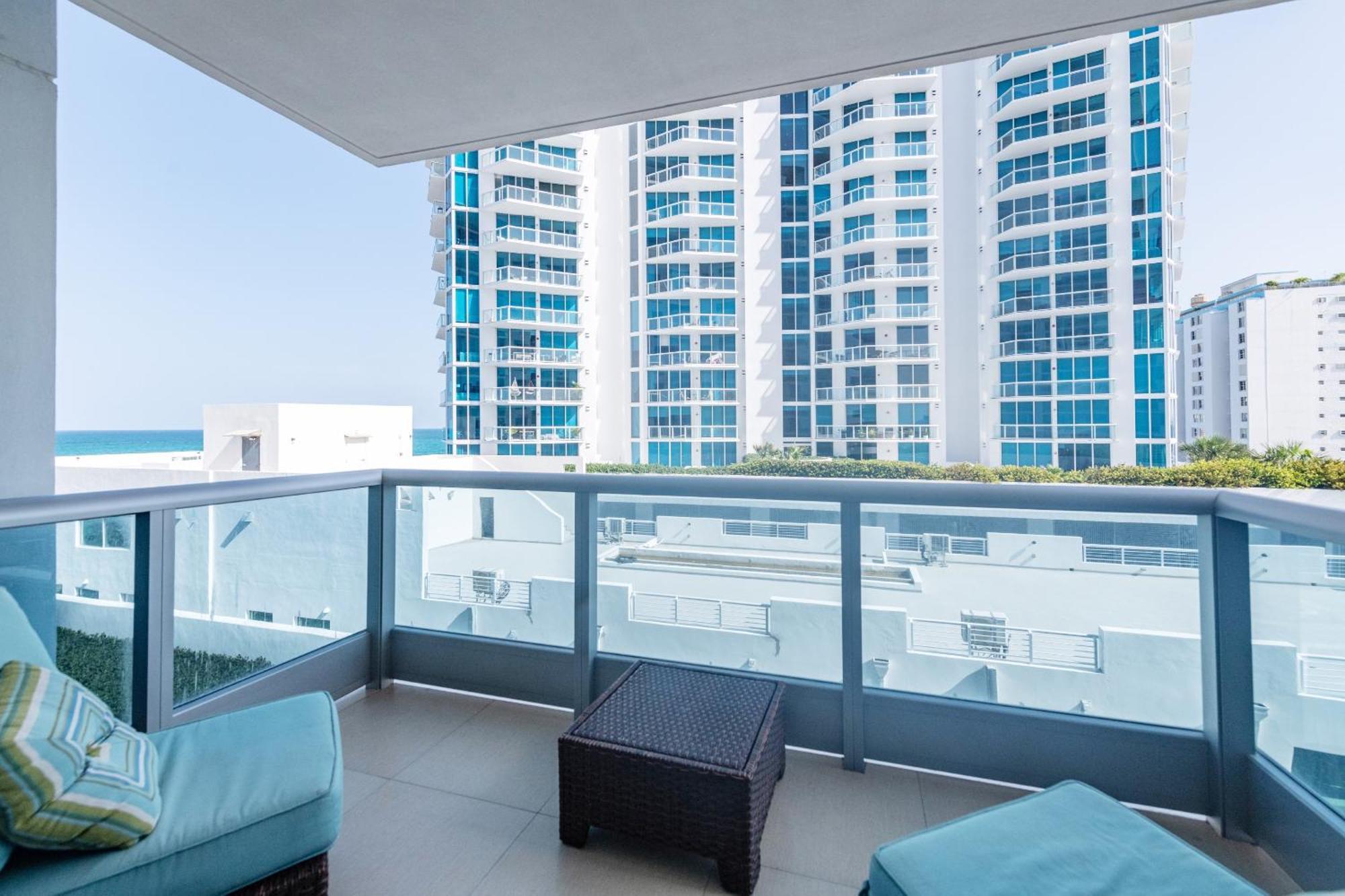 Bluebird Suites Monte Carlo Miami Beach Zimmer foto